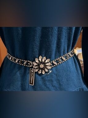 Vintage Jewelled Belt